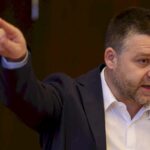 confesiunile de noapte ale dlui ciucu ca sa i aflam dificultatile vietii de primar de la judecatoare care i a cerut loc de parcare preferential la locuintele sociale date bogatilor 6a17e25cf0f64