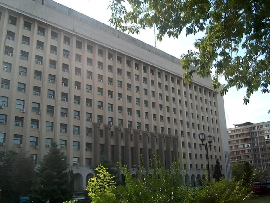 esential palatul cfr peste drum de gara de nord scurta istorie a unei cladiri de 80 de ani niciodata reabilitata un lift plin cu oameni s a prabusit aici 6a0ee01cb245f