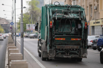 proiectul plateste pentru cat arunci pus in dezbatere publica de pmb primariile de sector vor fi obligate sa implementeze noul regulament 6a186efd390bd