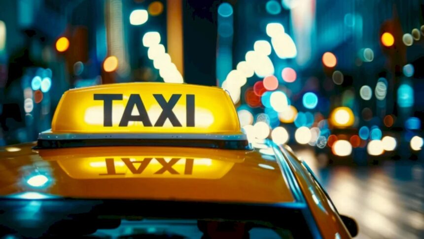 un taximetrist din bucuresti a furat telefonul unui client si i a sterpelit din cont 15 000 de lei doi amici mai priceputi cu tehnologia l au ajutat sa l deblocheze 6a145050980c9