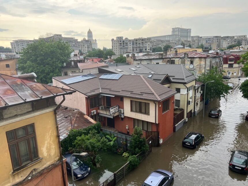 foto apa nova bucurestiul e betonat 80 de aia se inunda la ploaie ce face compania si ce trebuie sa faci tu cand vine potopul 6a2835fa4f256
