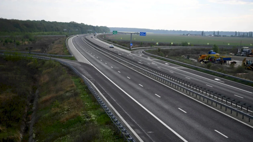 in sfarsit vom avea toalete si spatii de servicii pe a3 bucuresti ploiesti la moara vlasiei vor fi si dusuri omv petrom incepe lucrarile saptamana asta 6a1ece3c445c3