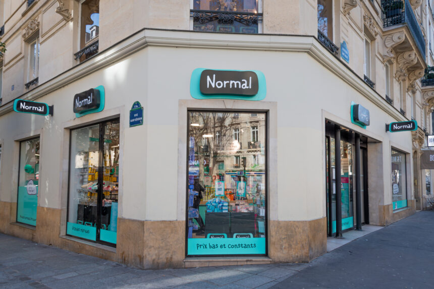 se deschide la bucuresti primul magazin normal din romania ce vei putea cumpara ieftin in mega mall 6a1d285d2f28a