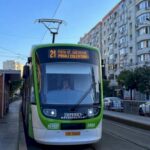 update blocaj de trei ore pe linia 21 tramvaiele circula deviat din cauza unei autoutilitare care sta pe sine de pe calea mosilor liniile 66 si 605 asigura preluarea calatorilor 6a212ae9539ca