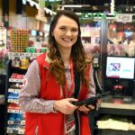auchan face angajari in magazinele pe care le deschide in bucuresti unul pe calea floreasca si altul in sun plaza cv urile se depun online b8ef9721