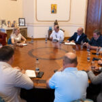 aur incheie un acord de consultare si dialog cu principalele confederatii sindicale pentru corectarea legii salarizarii unitare 6a588a2068cb1