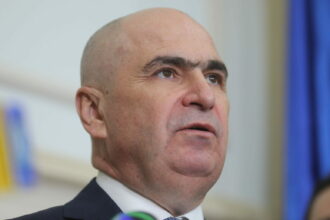 bolojan romatsa poate functiona pana la sfarsitul lunii august printr o modificare legislativa 6a6240bbaa6dd