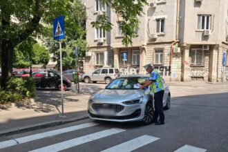 cati bani au cotizat la bugetul pmb bucurestenii care au parcat neregulamentar aproape 5 milioane de lei in prima jumatate de an au fost date 12 000 de amenzi 6a69fad72d837
