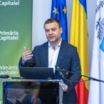 ciucu explodeaza pe internet fiindca i au explodat in birou 4 bombe financiare cu spiritul de sacrificiu activat ne doreste weekend linistit nu va faceti griji ma aveti pe mine sa mi le 6a6347469065e