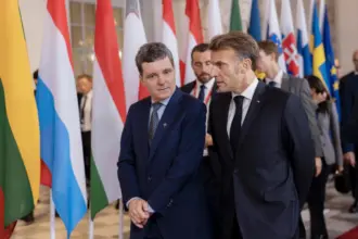 colonia romania disputata de germania si franta mutarea nicusor pionul pleaca la paris 6a53c32a70b53