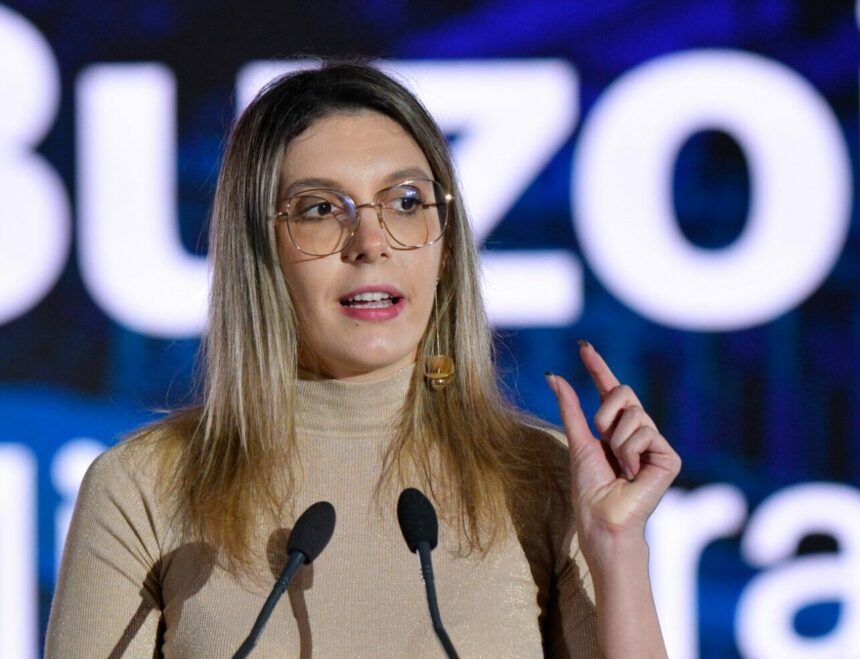 diana buzoianu toate partidele au votat astazi mai putin usr amanarea proiectului de lege privind strategia de biodiversitate 6a6b47c11d126