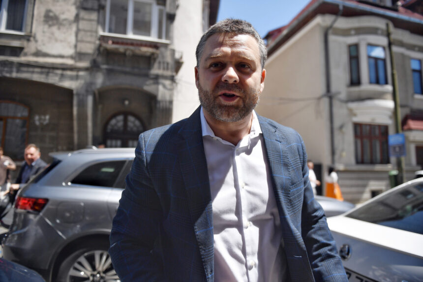 dl ciucu ne a anuntat ca fiind om pleaca in concediu are nevoie deoarece munceste de dimineata pana seara inseamna ca are si permis de plaja de la tribunal 6a452d24bb7d5