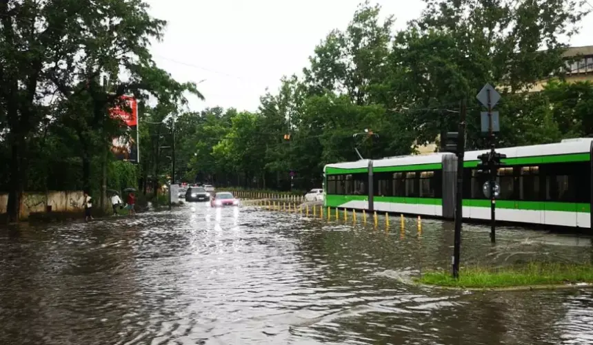 inundatie piata presei 1024x597 1