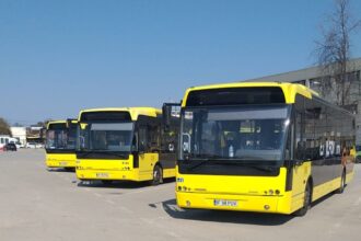 petitie pentru revenirea liniilor 421 si 424 la capatul de linie ghencea autobuzele circula din martie doar pana la depoul alexandria 6a59e2b39785f