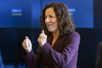 roxana minzatu participa la reuniunea unesco privind viitorul educatiei globale 6a50f7d912c88
