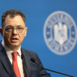 stefan radu oprea o acuza pe oana gheorghiu ca exagereaza reforma companiilor de stat romania a pierdut 200 de milioane de euro 6a539d2b0b0ca