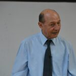 traian basescu il someaza pe nicusor dan sa numeasca un premier trebuie sa aleaga una din aceste doua optiuni 6a65b26ac2ace