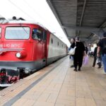 trenuri cu opriri suplimentare pentru electric castle unul dintre ele pleaca direct de la bucuresti spre festivalul de la bontida 6a4ccfd93f679