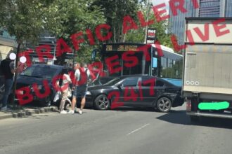 un accident cu un autobuz stb de pe linia 290 si o masina s a produs pe dimitrie pompeiu martor se aglomereaza rau 6a63555df27f5