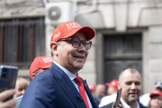 victor ponta ar fi ajuns un jucator foarte bun de golf rares bogdan ne ar bate si pe mine si pe iohannis 6a69ff8ad4053