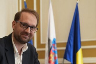 video dominic fritz la un pas sa ramana fara mandatul de primar un amendament psd a aprins spiritele la senat prima reactie a liderului usr 6a6b37b9a3ed0