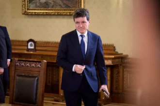 lista scurta a presedintelui nicusor dan trei nume de posibili premieri 6a86ad2fef17d