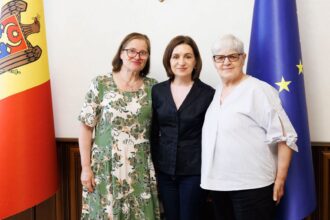 maia sandu s a intalnit cu doua femei care au avut curajul sa scrie in romana pe zidurile chisinaului in 1970 sfidand regimul sovietic 6a7eec11abfa3