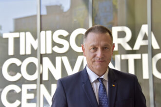 mihai fifor il ataca pe dominic fritz si cere explicatii anc privind acordarea cetateniei romane 6a83f2c7d151c