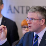 ministerul economiei lanseaza platforma de dialog strategic cu mediul de afaceri si societatea civila darau deciziile nu vor mai fi luate din spatele unui birou 6a85549ce6869