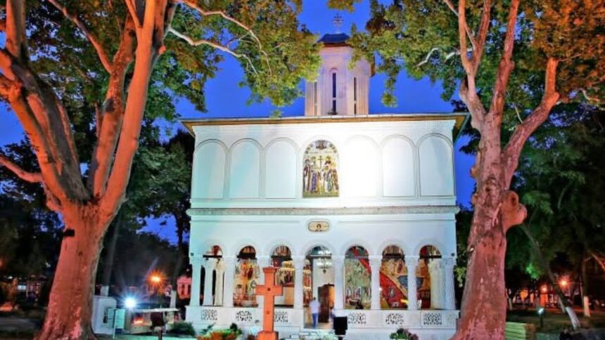moastele sfintei ana ajung la bucuresti vor fi aduse pe 5 septembrie de calugari de la muntele athos 6a8bbfdee1758
