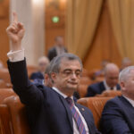 pnl sustine organizarea unei sesiuni extraordinare a parlamentului pentru legea salarizarii andronache e solutia corecta pentru a inchide subiectul 6a830f7189d94