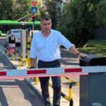 primariile bucurestene au descoperit parcarile hipermarketurilor si vor sa negocieze pentru ele masinile ar putea dormi la kaufland carrefour co cat timp magazinele sunt inchise 6a8ed364a9cc8