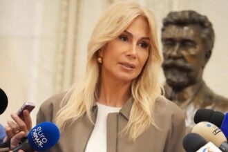 raluca turcan pnl psd si aur au pus o rafuiala politica mai presus de interesul romaniei 6a83455a25007