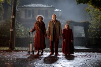 raul gaseste o cale de evadare in insidious out of the further 6a86a418a4f18