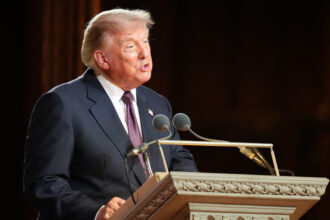 trump ameninta o tara aliata dupa ce a fost refuzat de presedintele ei 6a8357f42bd38