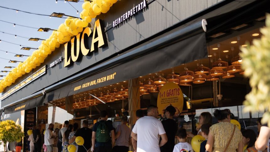 video luca va deschide o noua locatie in bucuresti de saptamana viitoare calatorii isi vor putea cumpara covrigi merdenele strudele si sandvisuri de la simigeria din gara de nord 6a80531f895c0
