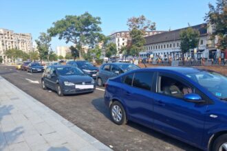 video prima zi cu trafic rutier deschis in piata unirii intre splaiul independentei si coposu ultimele restrictii ar putea fi ridicate pana la inceputul anului scolar 6a8d57b5c0596